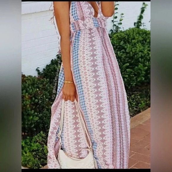 Lulu’s Maxin' Relaxin' Multi Print Backless Maxi Dress, Small - Picture 6 of 11